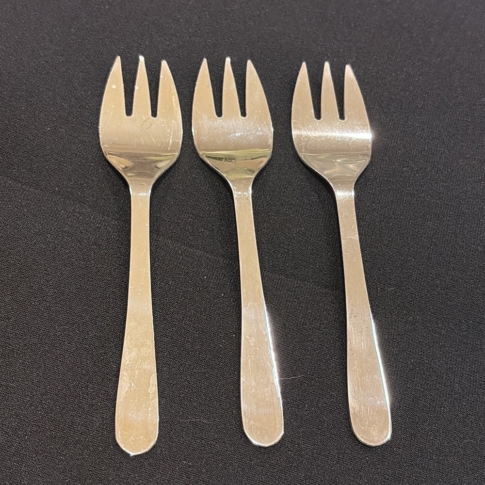 Set Of Three Vintage Silverplate Italy Appetizer Mini Forks